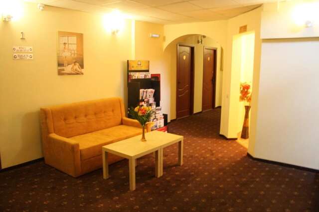 Отель Hotel Sir Gara de Nord Бухарест-17