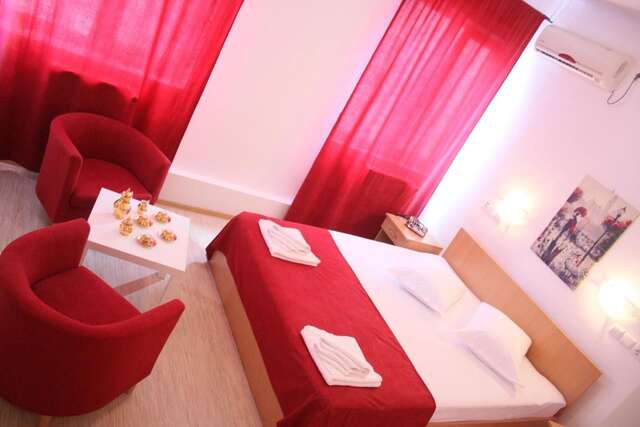 Отель Hotel Sir Gara de Nord Бухарест-25