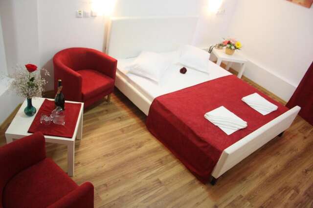 Отель Hotel Sir Gara de Nord Бухарест-29
